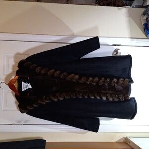 Vintage Marvin Richard’s black hooded Coat With Faux Fur Trim SZ.L